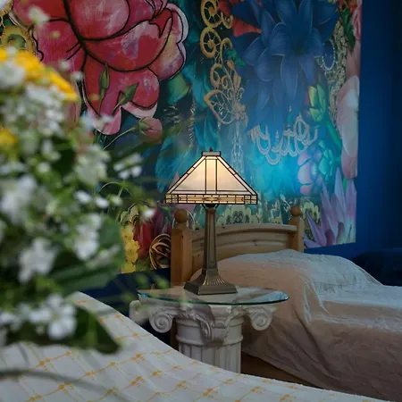 Vibrant 3 Bedroom In The Pulsing Heart Of * בודפשט