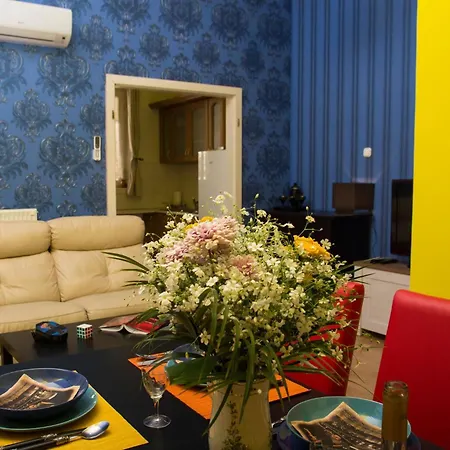 דירה Vibrant 3 Bedroom In The Pulsing Heart Of *